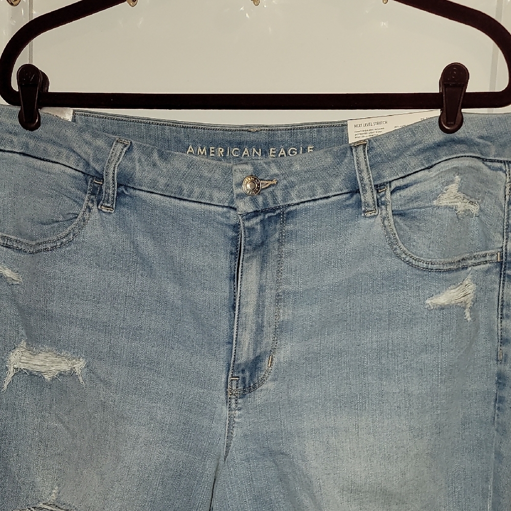 American Eagle Outfitters Light Blue Ripped Curvy High Rise Jegging Sz: 18 NWT - Picture 3 of 6